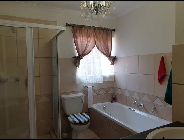 2 BEDROOM APARTMENT SOLD IN THERESAPARK